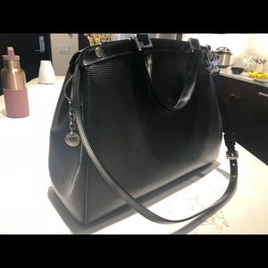 Authentic Louis Vuitton Brea MM black epi leather